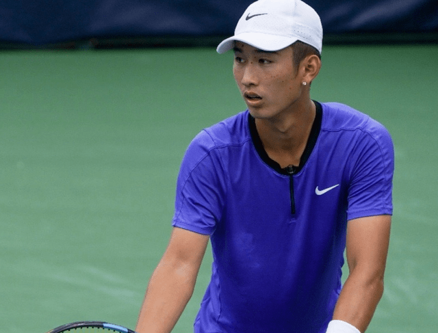 们在防守时 们在防守时