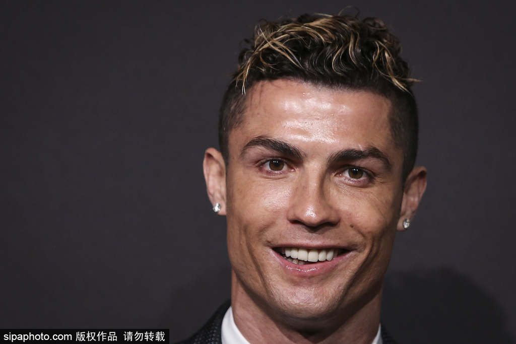 前场的积极 前场的积极